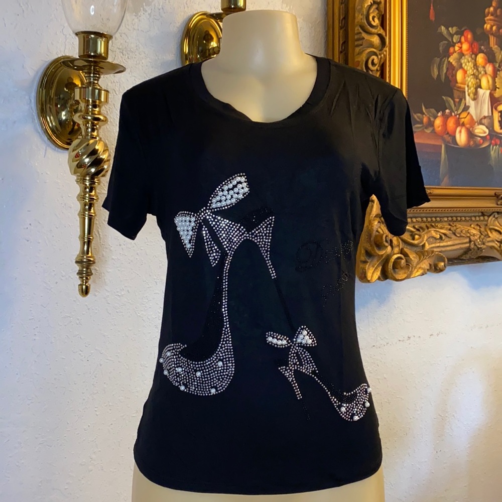 T-shirt (black)